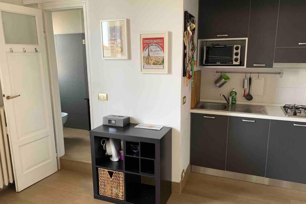 Appartamento Splendido Con Tutti Servizi In Zona Navigli Milano Ngoại thất bức ảnh